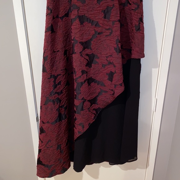 Allen Schwartz Strapless Gown - Picture 6 of 16